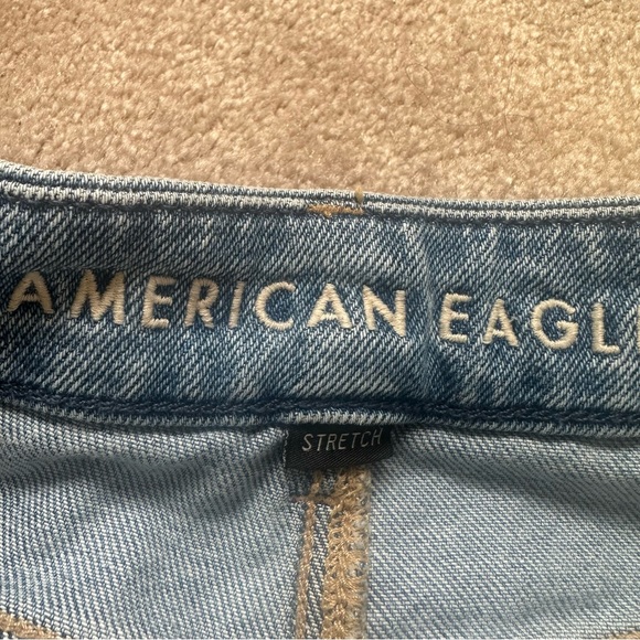 🦋 American Eagle Stretch Short Size 2 Distressed Medium Wash Skinny Jeans - Picture 3 of 15